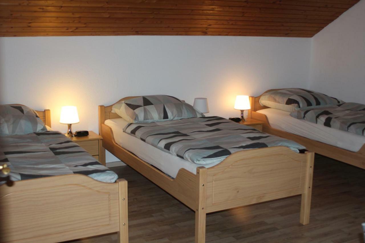 라우펜부르크 Monteurzimmer Hochsal 아파트 외부 사진