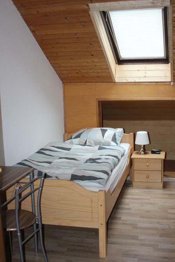 라우펜부르크 Monteurzimmer Hochsal 아파트 외부 사진